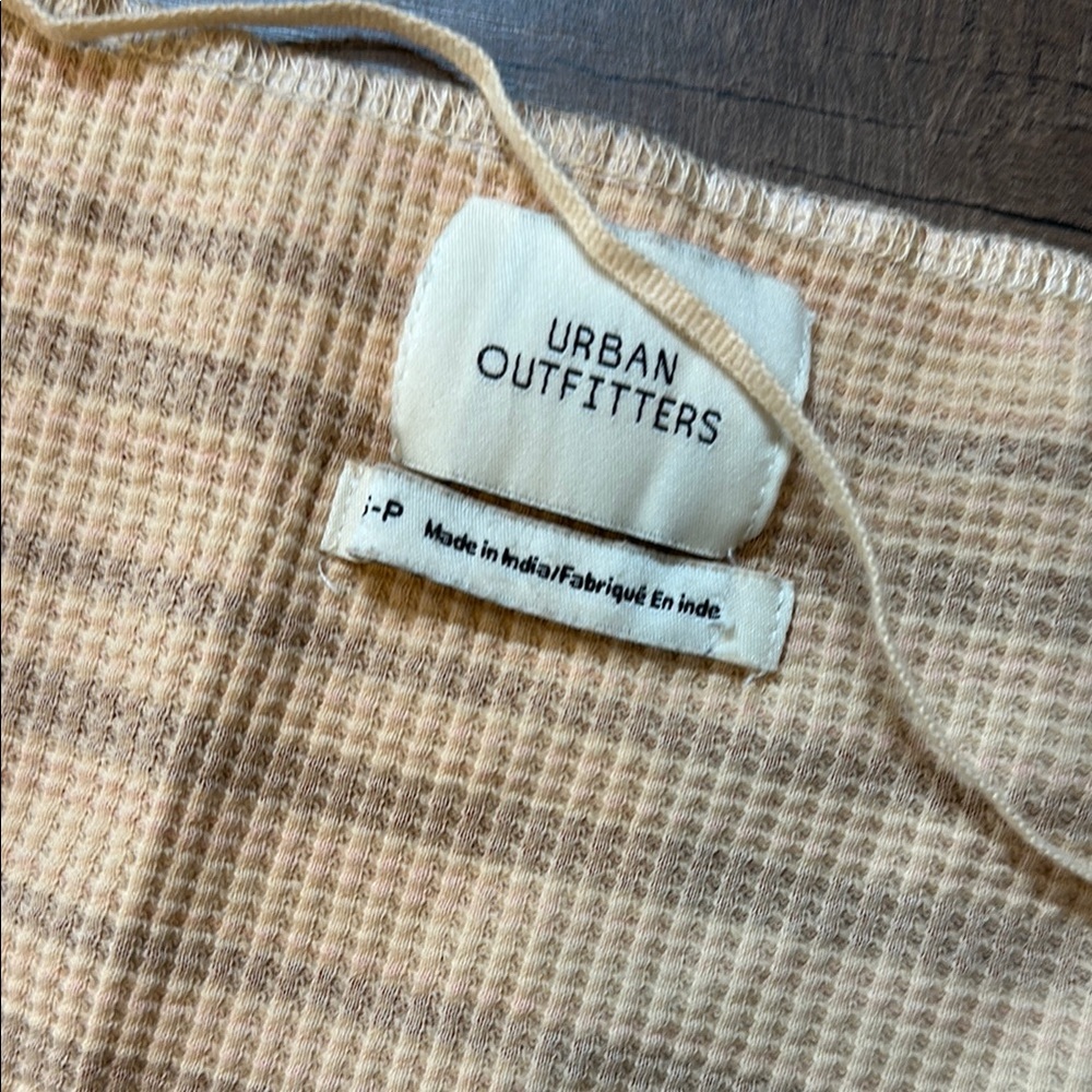 Striped V-Neck Ribbed Top - Picture 2 of 4